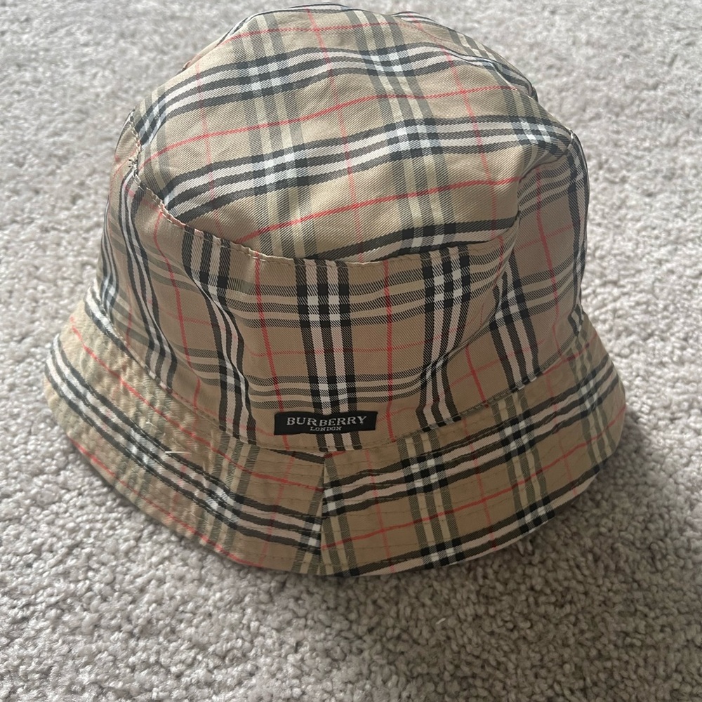 Burberry unesix Check Bucket Hat - Beige and Black
